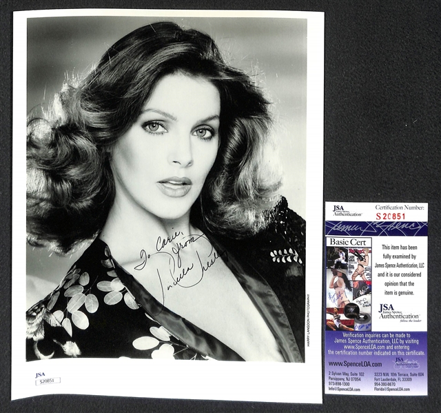 Lot of 5 - Female Actress Autographs w. Jane Fonda - All JSA