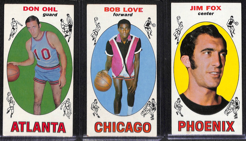  Lot of 17 - 1969-70 Topps Basketball Cards w. Chamberlain & Baylor