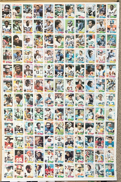 1982 Topps Football Sheet w. Lawrence Taylor & Ronnie Lott Rookie Cards
