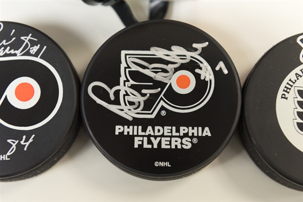 Lot of 5 Flyers Autographed Items - Bernie Parent, Eric Lindros & Bill Barber