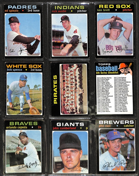 Lot of 470 Assorted 1971 Topps Baseball Cards w. Hank Aaron