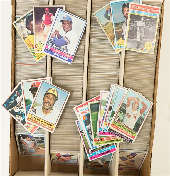 Lot of 2000+ 1976 Topps Baseball Cards w. Hank Aaron