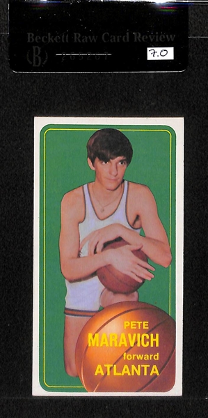 1970-71 Topps Basketball Pete Maravich Rookie Card #123 BVG 7.0