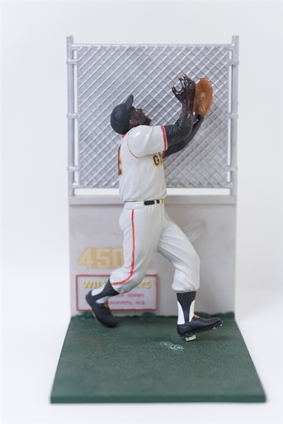 1966 Willie Mays Aurora Assembled Model - Famous Catch