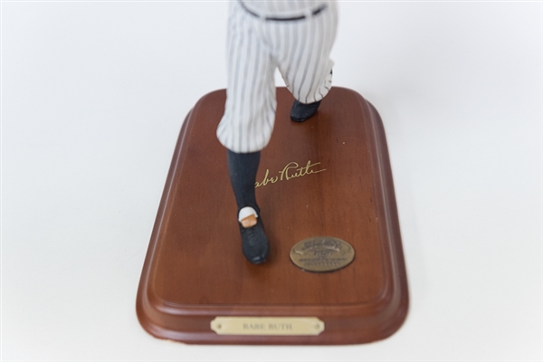  1999 Danbury Mint Babe Ruth Figure & Base