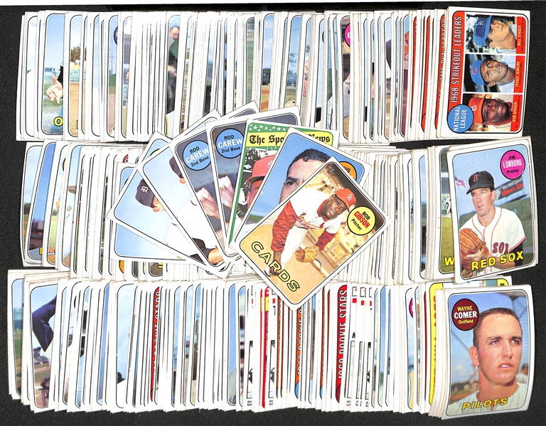 Lot of 350 Assorted 1969 Topps Baseball Cards w. Bob Gibson