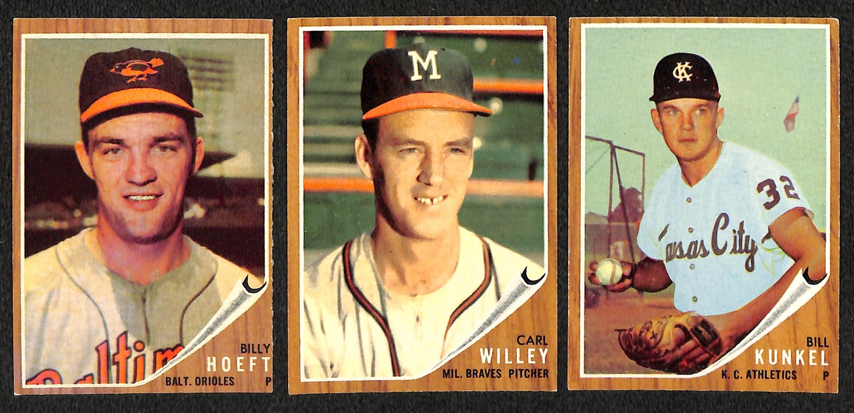 Lot of 214 Different 1962 Topps Baseball Cards w. Gaylord Perry Rookie Card