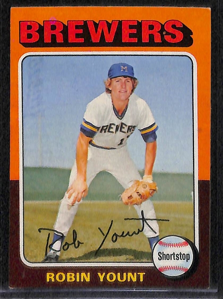 Lot of (4) 1975 Topps HOFer Rookie Cards w/ (2) Brett, Yount, and G. Carter