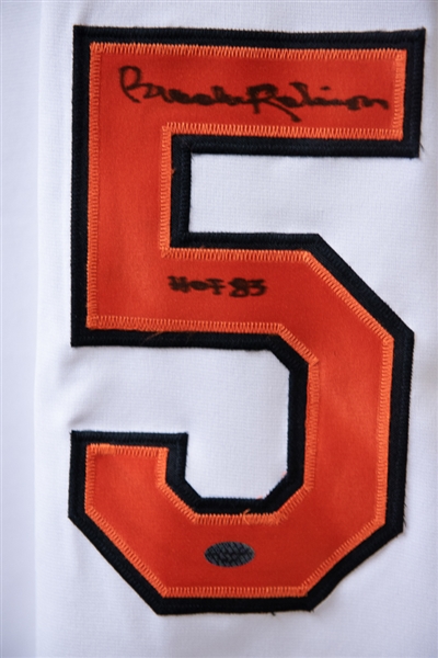 Brooks Robinson Signed Orioles Jersey - Leaf COA