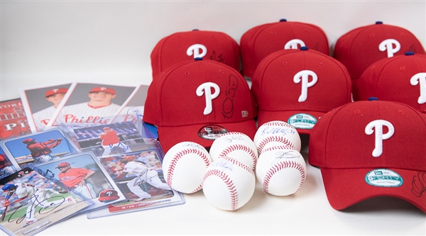 Phillies Autograph & Memorabilia Lot w. Ryan Howard Autograph