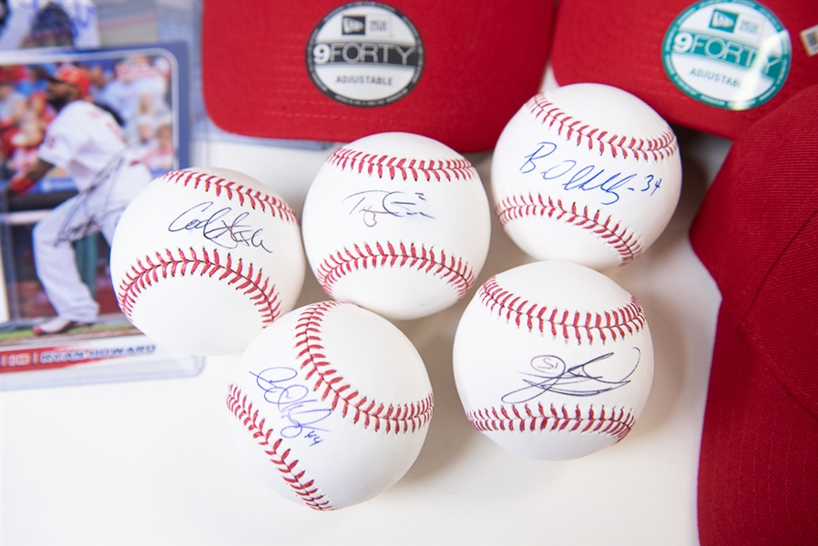 Phillies Autograph & Memorabilia Lot w. Ryan Howard Autograph