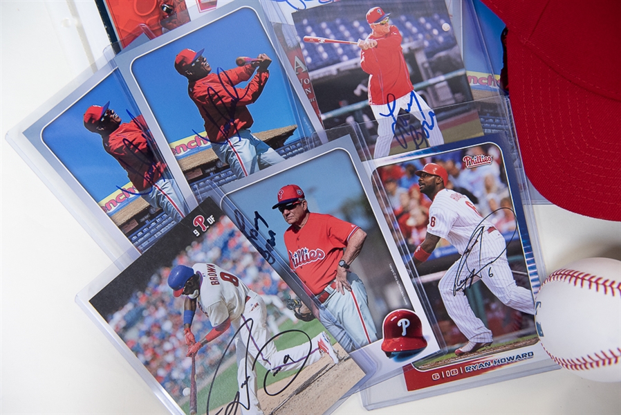 Phillies Autograph & Memorabilia Lot w. Ryan Howard Autograph