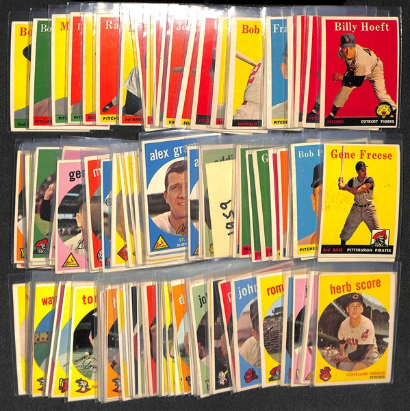 Lot of 175+ Assorted 1958-1960 Topps Baseball Cards w. 1960 Ernie Banks & Bob Gibson