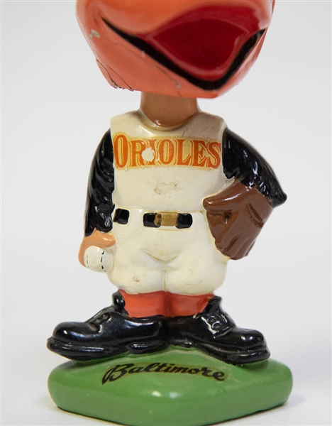 Vintage Orioles 1962 Bird Head Bobblehead w/ Green Diamond Base (RARE)