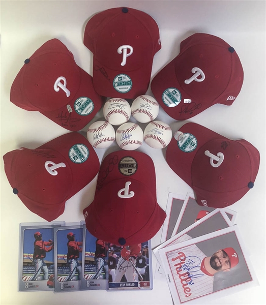 Phillies Autographed Memorabilia Lot w. Ryan Howard