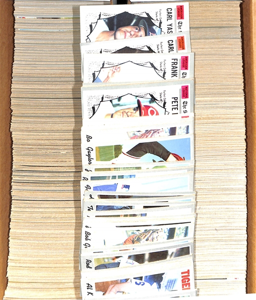 Lot of 1000+ 1970 Topps Baseball Cards w. Ernie Banks x3