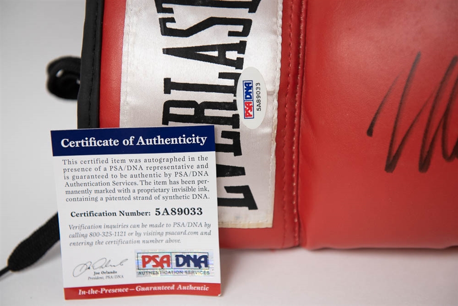 Mike Tyson Signed Boxing Glove - PSA/DNA