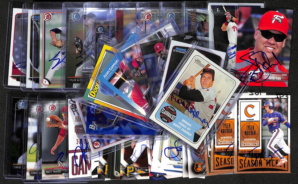 Lot of 40 Baseball Signed Card w. Brooks Robinson