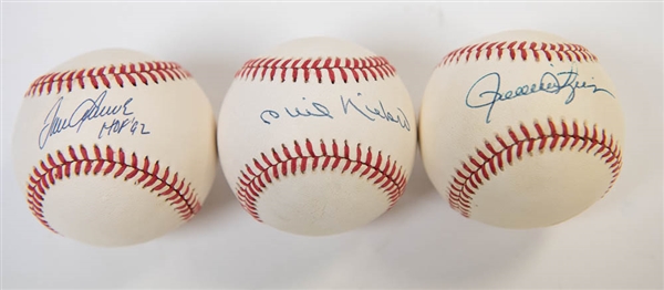 Lot of 3 Hall Of Fame Pitchers Signed Baseballs w. Seaver & Niekro