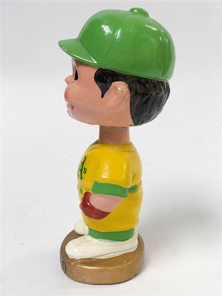 1966-71 Oakland A's Boy Head Bobblehead (Gold Circle Base, Yellow Uniform)