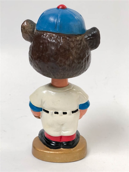 1966-71 Chicago Cubs Mascot Bear Head Bobblehead (Gold Circle Base)