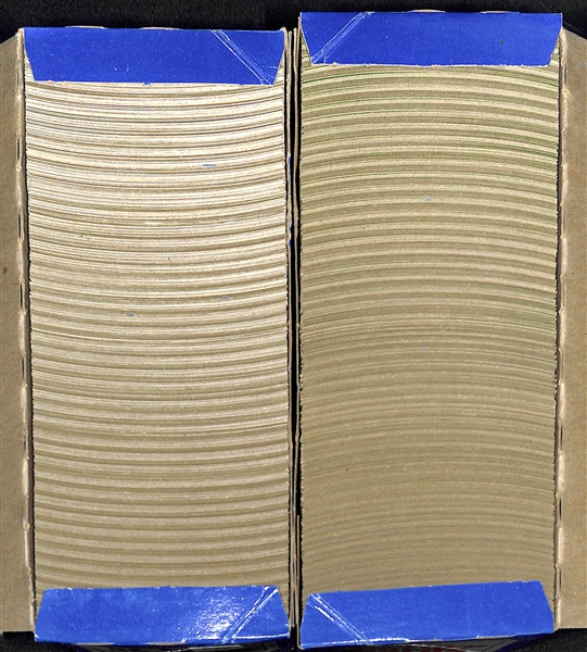 Lot of 2 1982 Topps Baseball Vending Boxes - 500 Cards