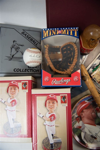 Bulk Sports Card & Memorabilia Lot w. Mantle Cards