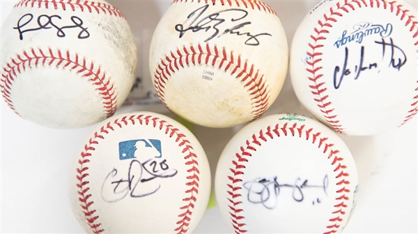 Lot of (11) Signed Baseballs (Cardinals and Braves) inc. A. Galaraga, J. Oquendo, Rasmus, Taguchi, B. McCann