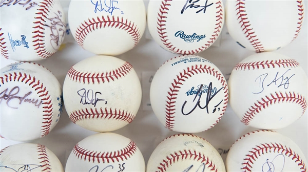 Lot of (12) Signed Baseballs (Red Sox, Twins, Tigers) w. K. Youkilis,  (2) Denard Spann