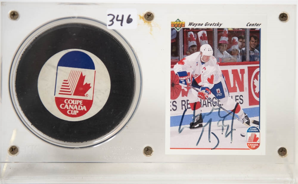 Wayne Gretzky Signed Card & Puck Display - JSA Auction Letter