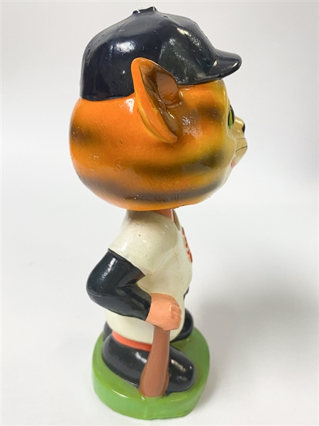 Near Mint! 1962 Detroit Tigers Bobblehead Figurine!  Stored in Original Box Since 1962!