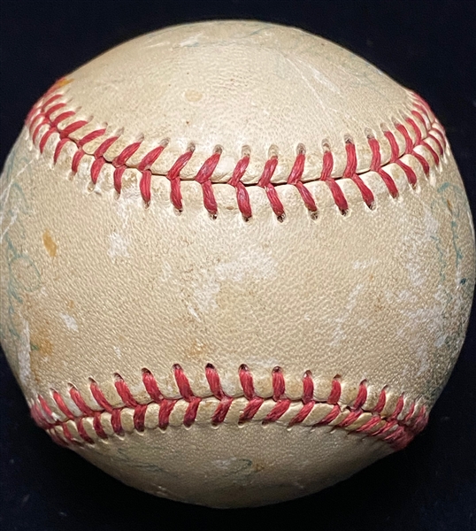 1952 New York Giants Team-Signed Baseball (24 Signatures, Inc. B. Thomson, Wilhelm, Rigney, Jansen, Maglie, H. Thompson, Elliott, D. Williams, Mueller) - PSA/DNA LOA 