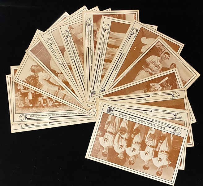 Lot w. Autographs (inc. Marvn Harrison), Cards (Bo Jackson Rookie, Billy Ripken F-face card, Nolan Ryan Set), Ruth & DiMaggio Photo Cards s. 1970s/80s, Michael Jordan Cards, Numbered Baseball...