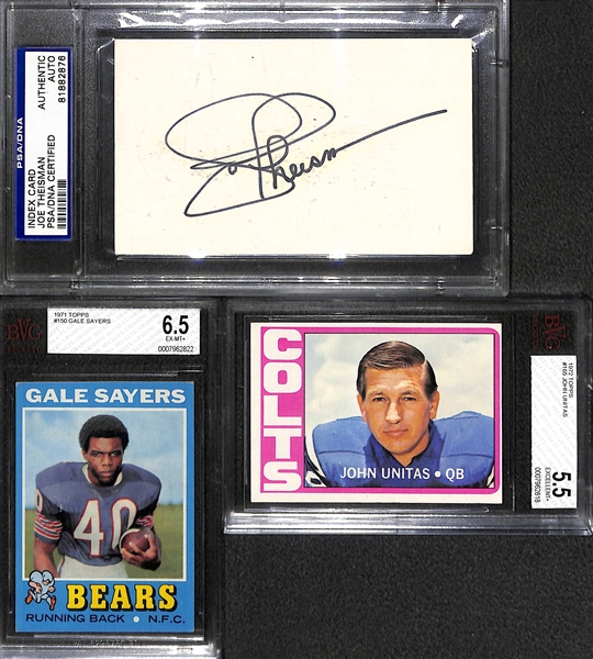 Football Lot - 1971 Sayers BVG 6.5, 1972 Unitas BVG 5.5, Theisman Signed Index Card (PSA/DNA)