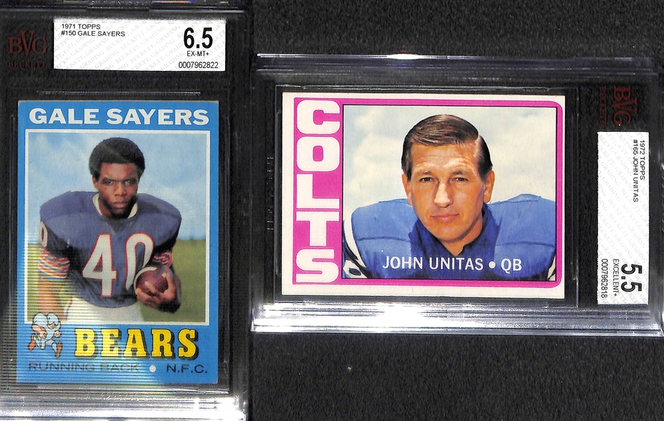 Football Lot - 1971 Sayers BVG 6.5, 1972 Unitas BVG 5.5, Theisman Signed Index Card (PSA/DNA)