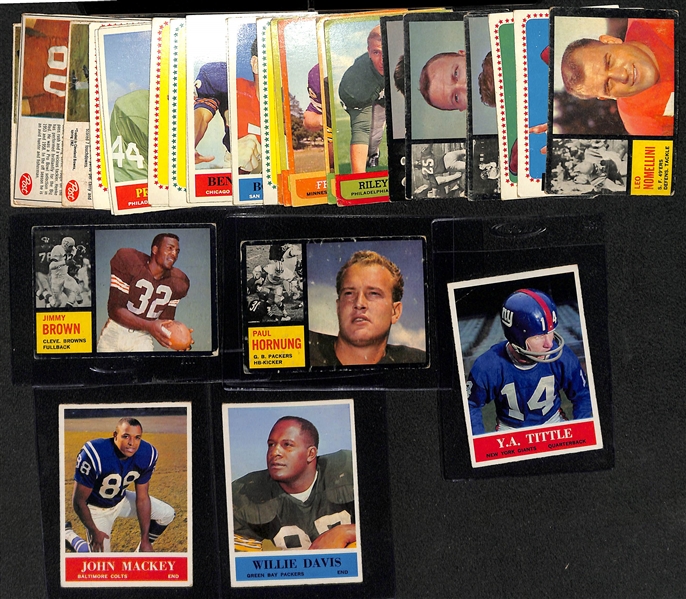 Lot of (30) 1962-1964 Topps & Philadelphia Football Card Lot w. 1962 Topps Jim Brown