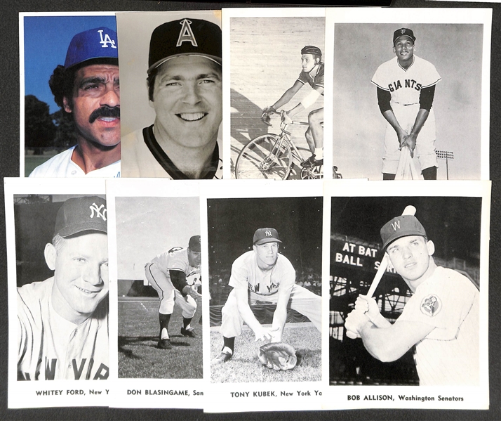 Lot of (17) Graded Baseball Cards from 1961-2014 w. 2006 Tim Lincecum Auto Rookie & Jay Publishing Cards 