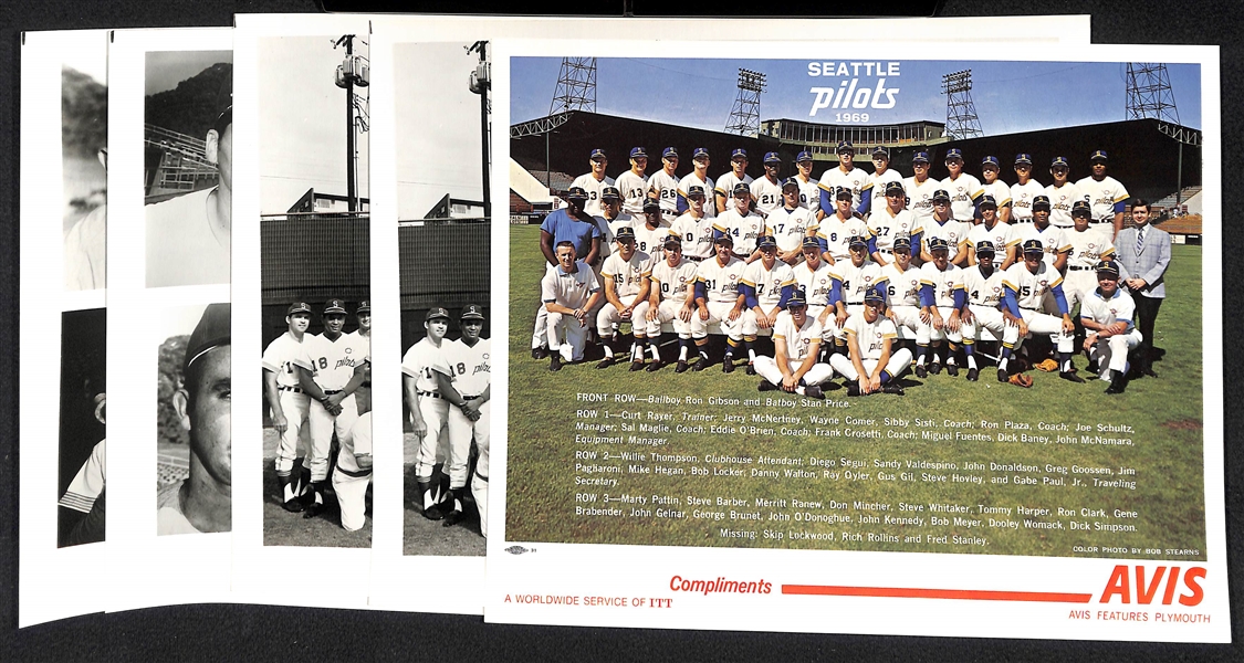 Lot of (5) RARE 1969 Seattle Pilots Photos Inc. 3 Team Photos