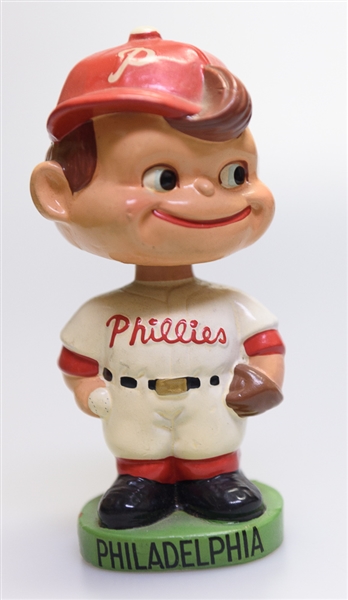 1960s Philadelphia Phillies Green Circle Base Boy Head Bobble Head