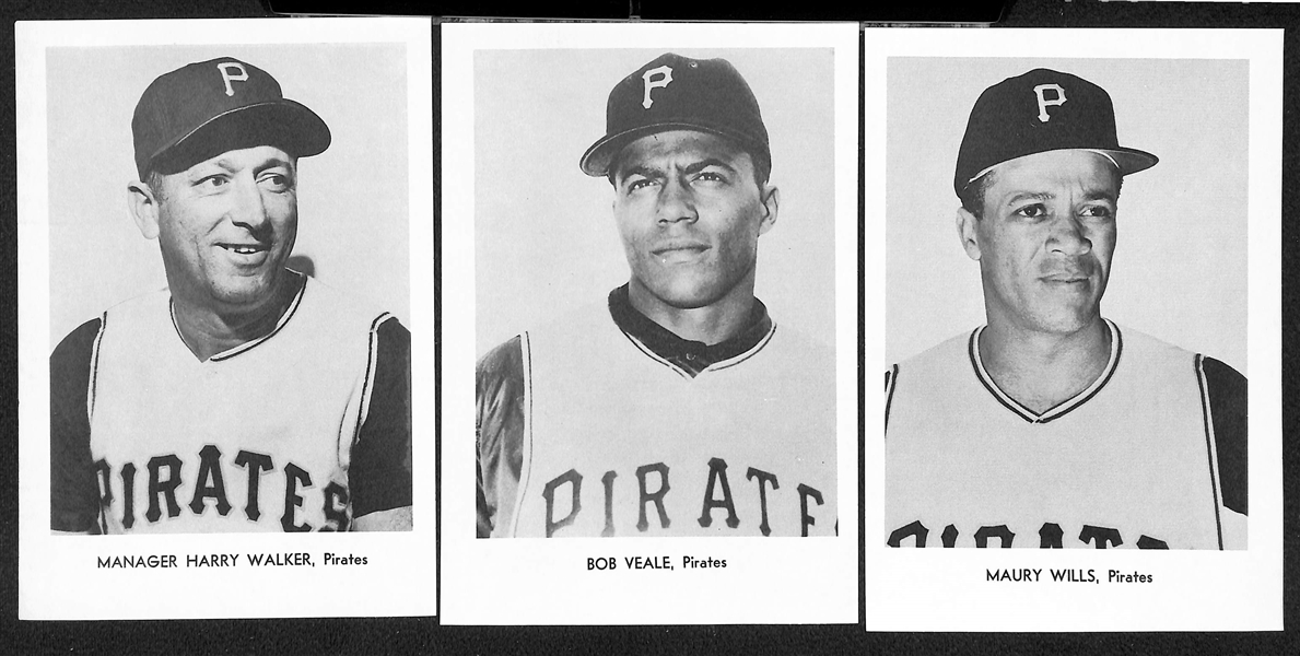 1967 Pittsburgh Pirates Team Photo Pack w/ Clemente, Stargell, Wills, Mazeroski, +