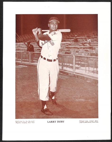 (12) c1930s-40s M113 and/or M114 Baseball Magazine Photos w. Spahn, Mize, Doby, Boudreau, Arky Vaughan, +