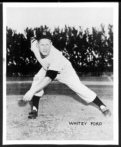 Lot of (16) NY Yankees Early 1960s Manny's Baseball Land Player Souvenir 8x10 Photos w. Maris & Ford