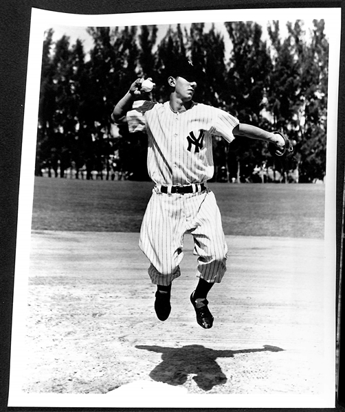 Lot of (16) Vintage Yankees 8x10 Photos (Some Type 1) w. Billy Martin, Don Larsen, Kubek, +
