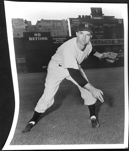 Lot of (18) Vintage Yankees 8x10 Photos (Some Type 1) w. Sain, Richardson, Shantz, Stengel, Reynolds, +