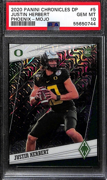 2020 Panini Chronicles Draft Phoenix Justin Herbert Rookie Mojo Prizm #ed 14/25 Graded PSA 10