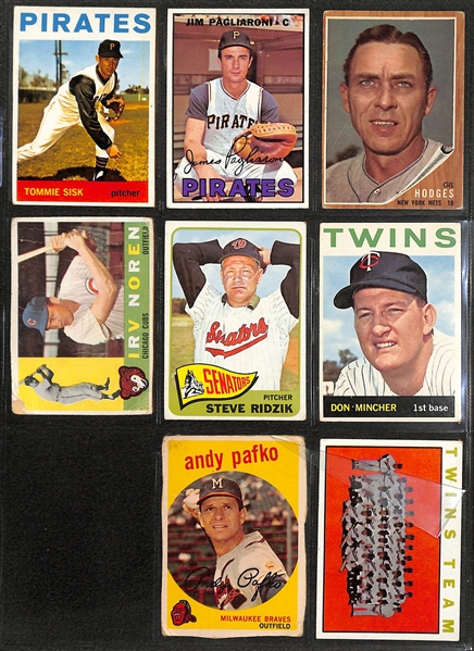 Lot of (370+) Assorted 1960's Topps Baseball Cards w. 1966 Billy Williams
