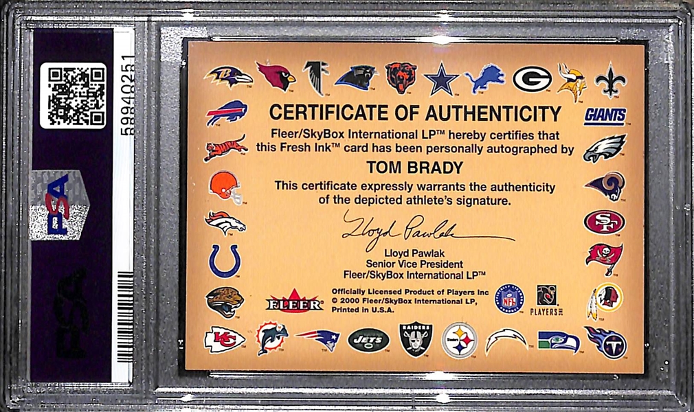2000 Fleer Tom Brady Autographics Rookie Autograph Card Graded PSA 7 NM