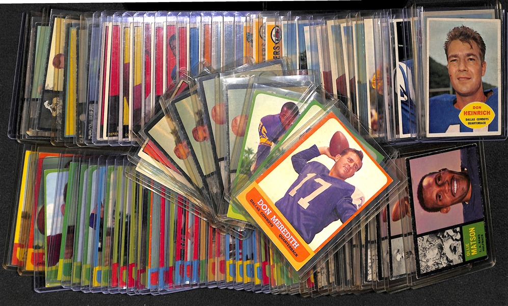 (87) 1960-1963 Topps Football Cards w. 1963 Don Meredith