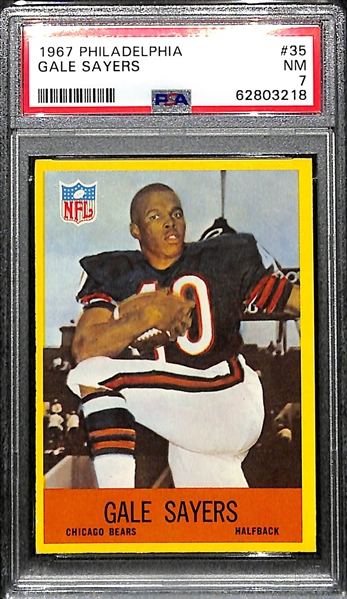 1967 Philadelphia Gale Sayers (2nd Year) #35 Graded PSA 7
