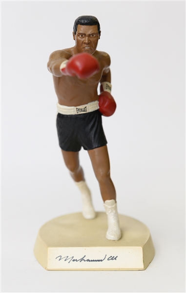 Muhammad Ali The Greatest Special Edition Autographed Salvino Figurine #d to 400 w/ Salvino COA
